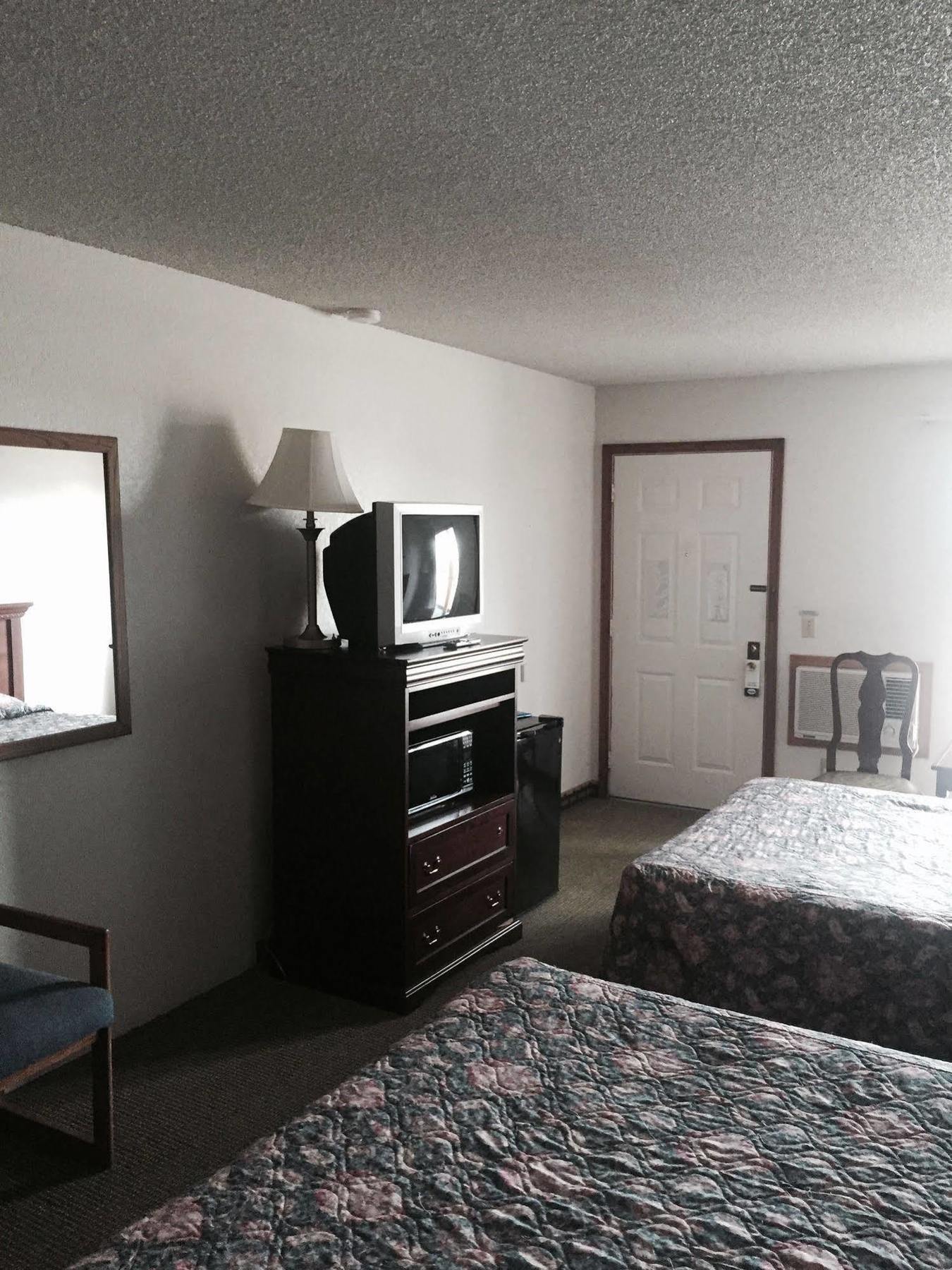 Country Inn Bolivar מראה חיצוני תמונה